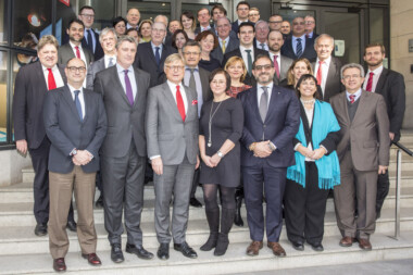 gruppenbild_efaa_am_26__februar_2016_in_paris