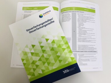 Foto Umsetzungshilfe Ausbildung Steuerfachangestellte